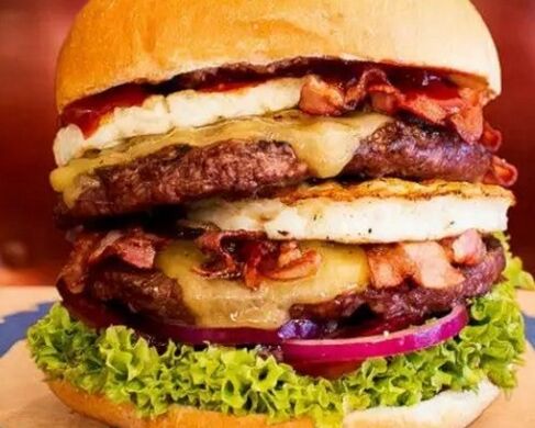 Hamburger als Junk Food zur Stärkung